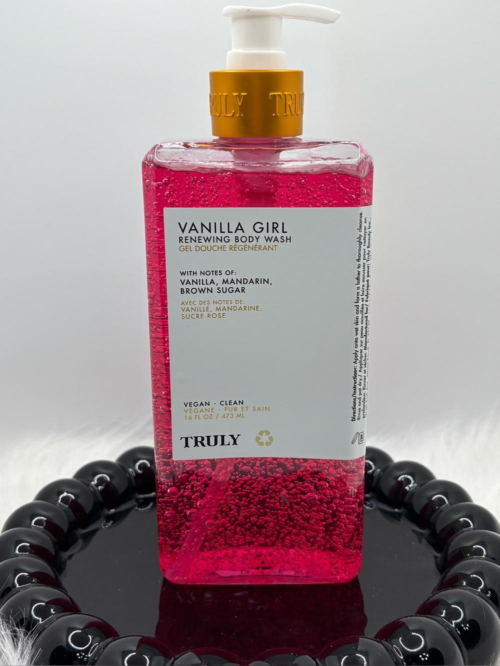 TRULY Vanilla Girl Renewing Body Wash - Pink